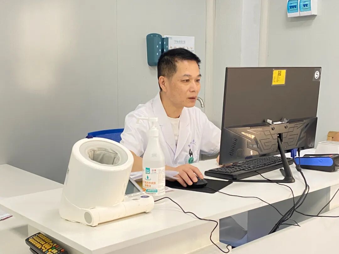 血液透析成功为主动脉夹层患者搭建生命通道