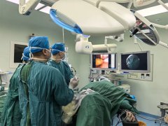 【福德泌尿】攻克复杂移植肾结石难题,重燃患者生命希望